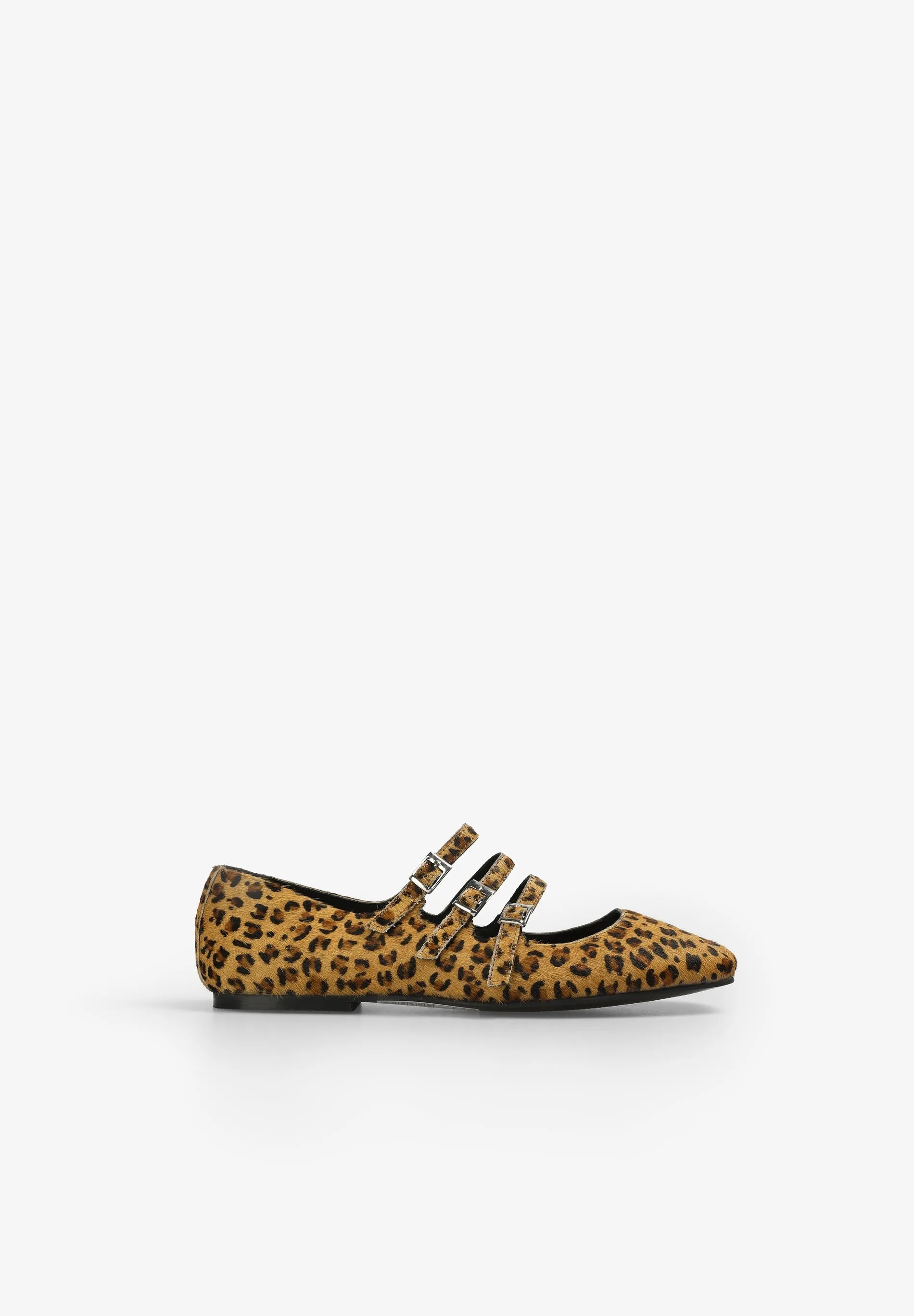 ANIMAL PRINT STRAPPY BALLET FLATS