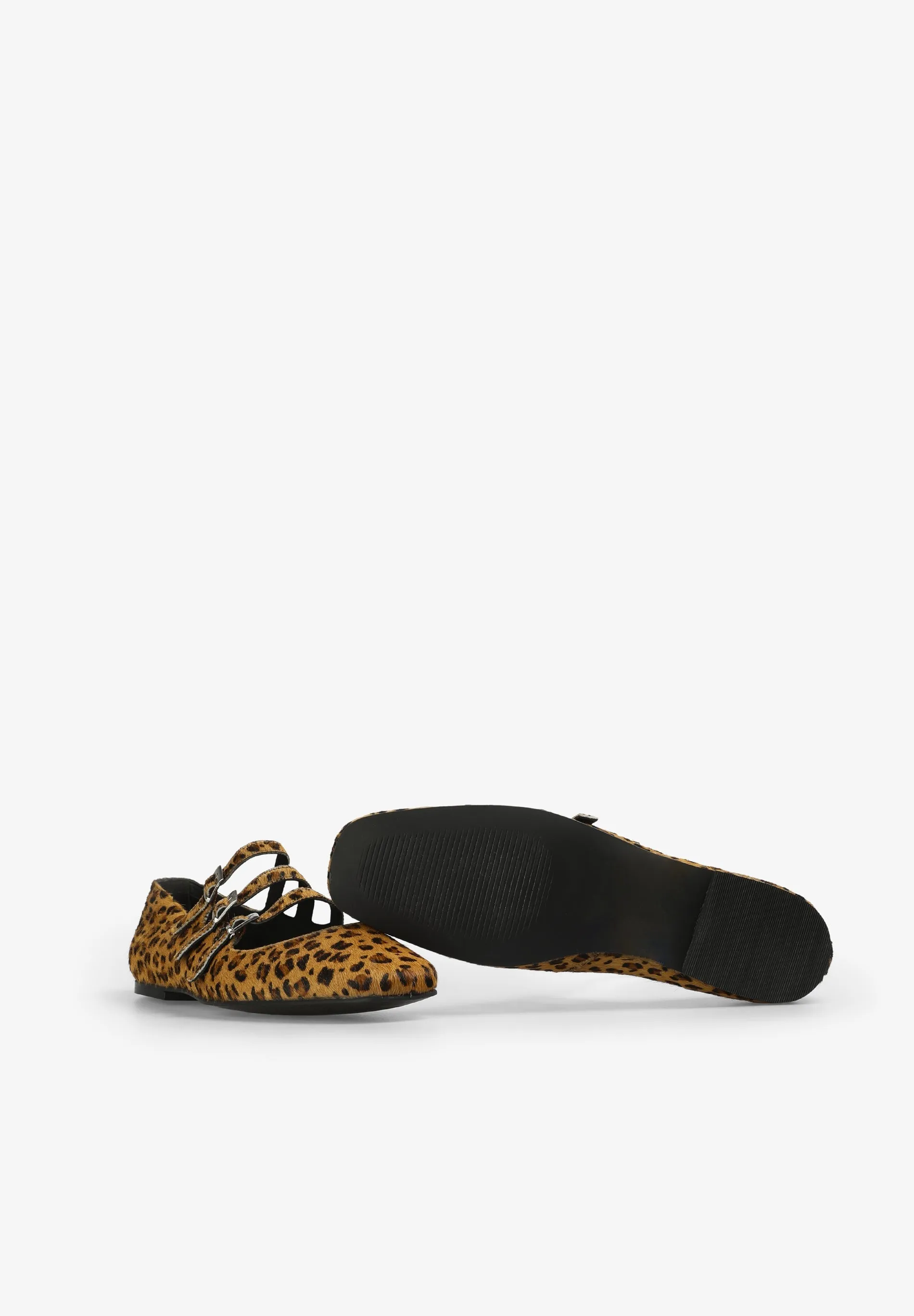 ANIMAL PRINT STRAPPY BALLET FLATS