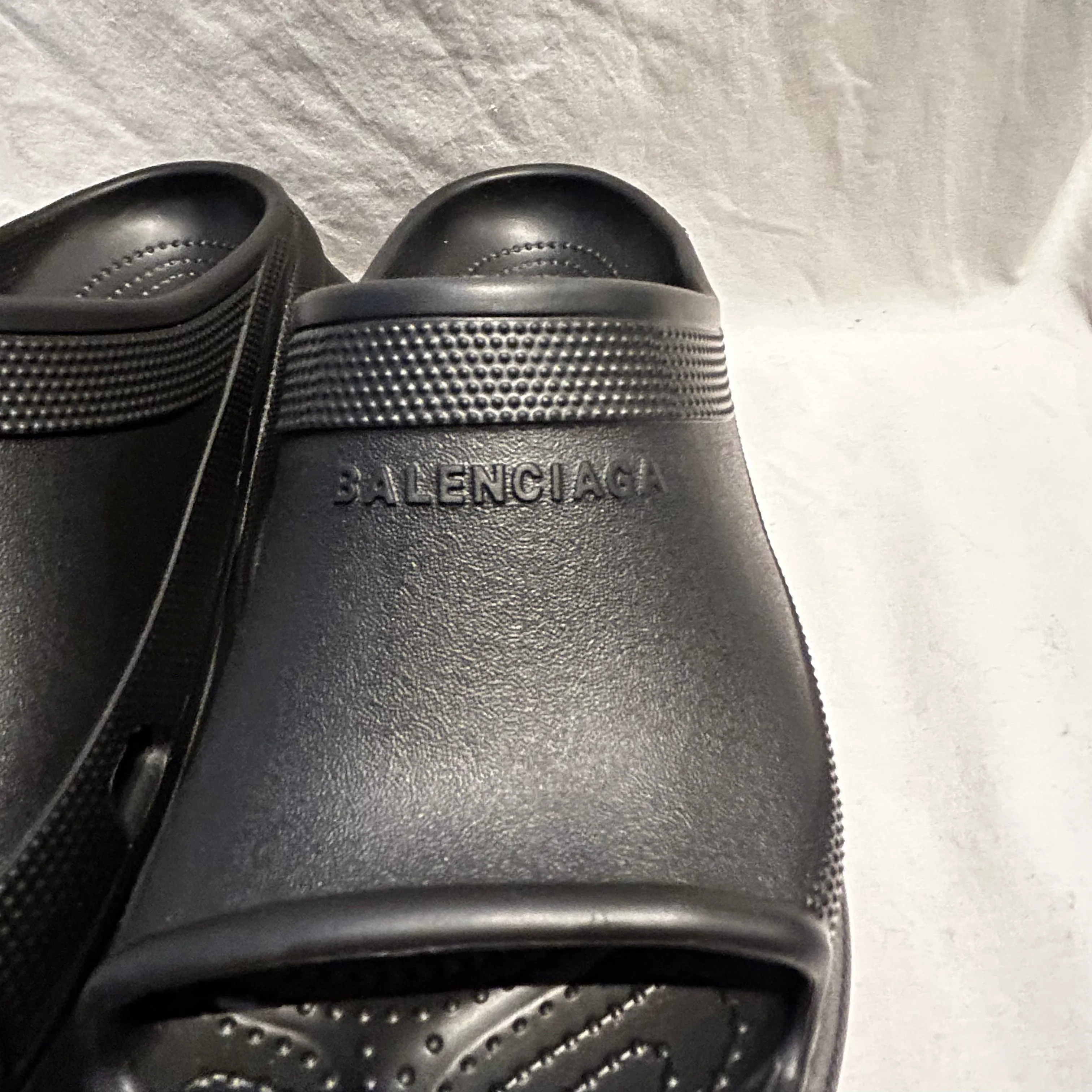 Balenciaga Brand New £460 Black Pool Crocs Flatbed Slide Sandals 41