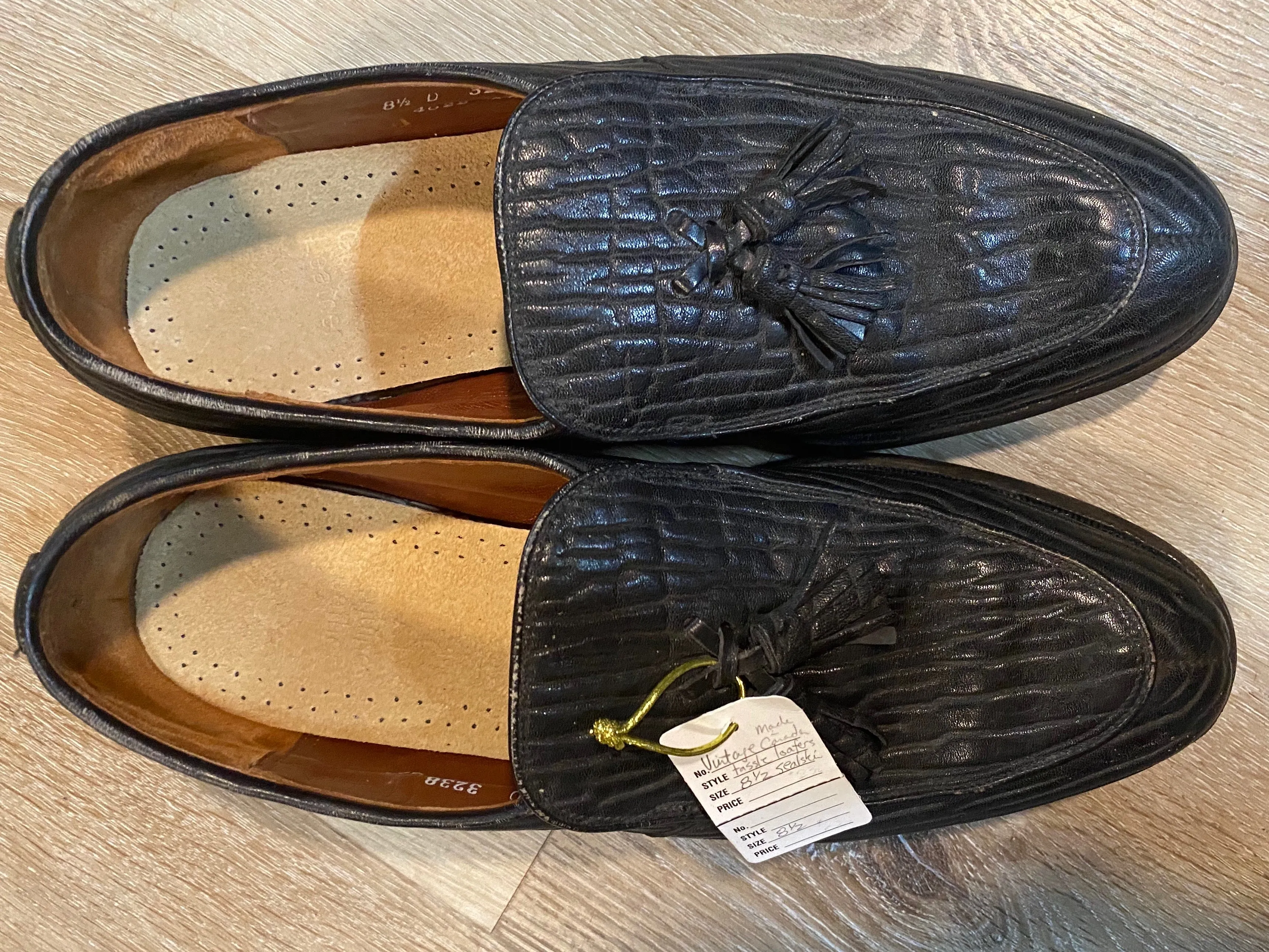 Hartt Loafer Shoes 8.5M 41/42 (Canada)