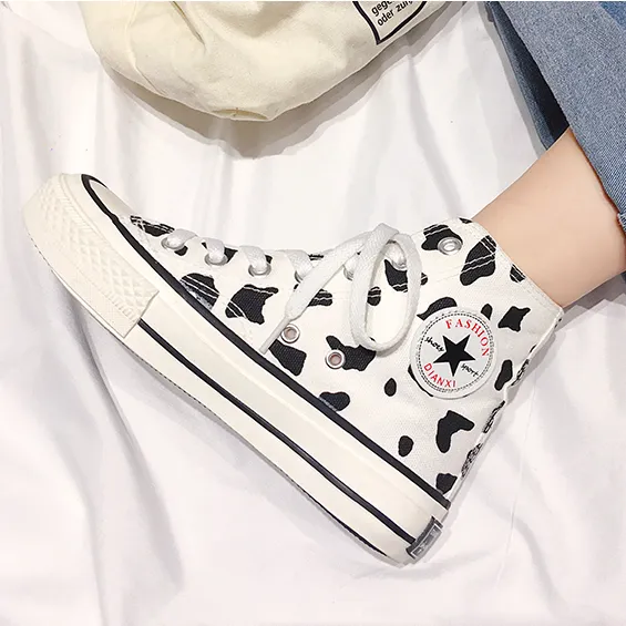 Milk Spots Hand-painted Canvas Shoes AD10195