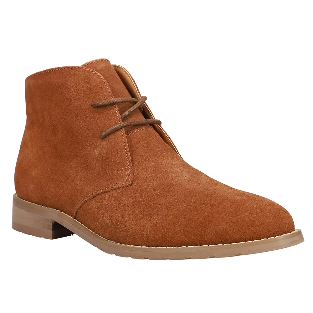 Opie Round Toe Chukka Boots