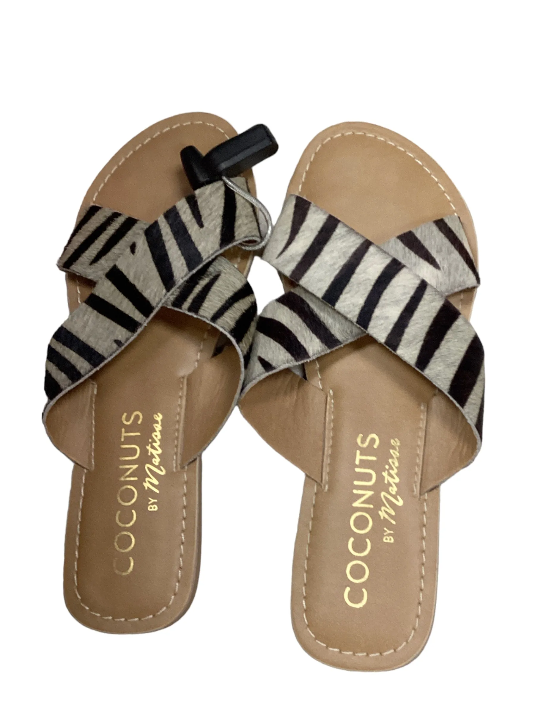 Sandals Flats By Coconuts  Size: 7