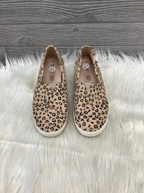 Shoes Flats By Toms In Animal Print, Size: 8.5